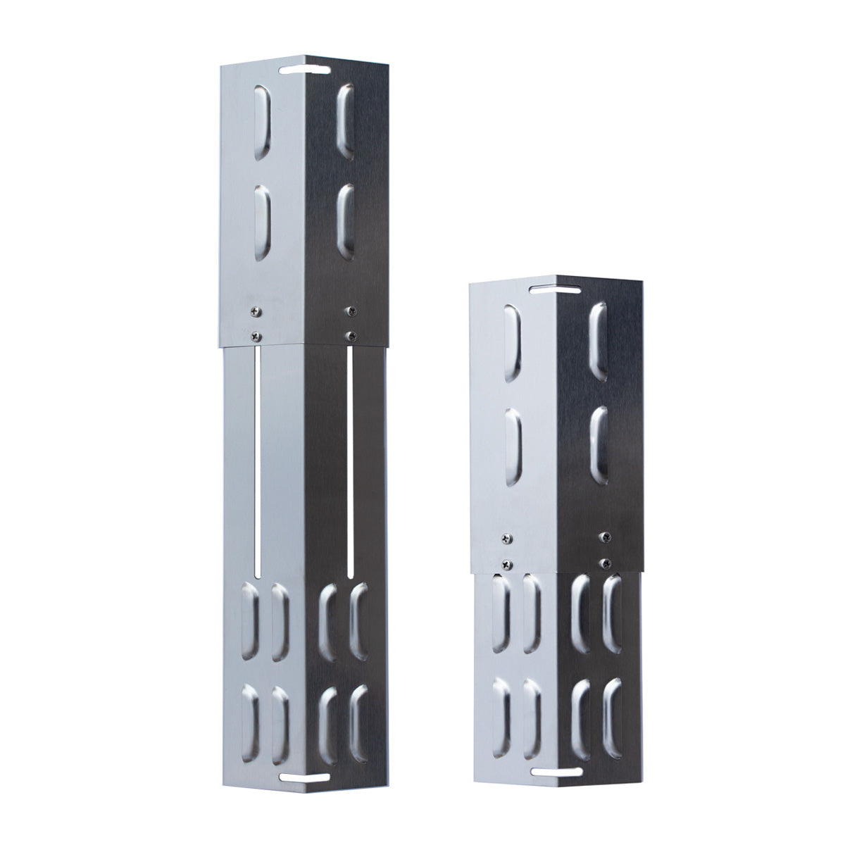 Zwei Universal Brennerabdeckung - eine ist ausgezogen auf volle Länge, die andere ist eingefahren