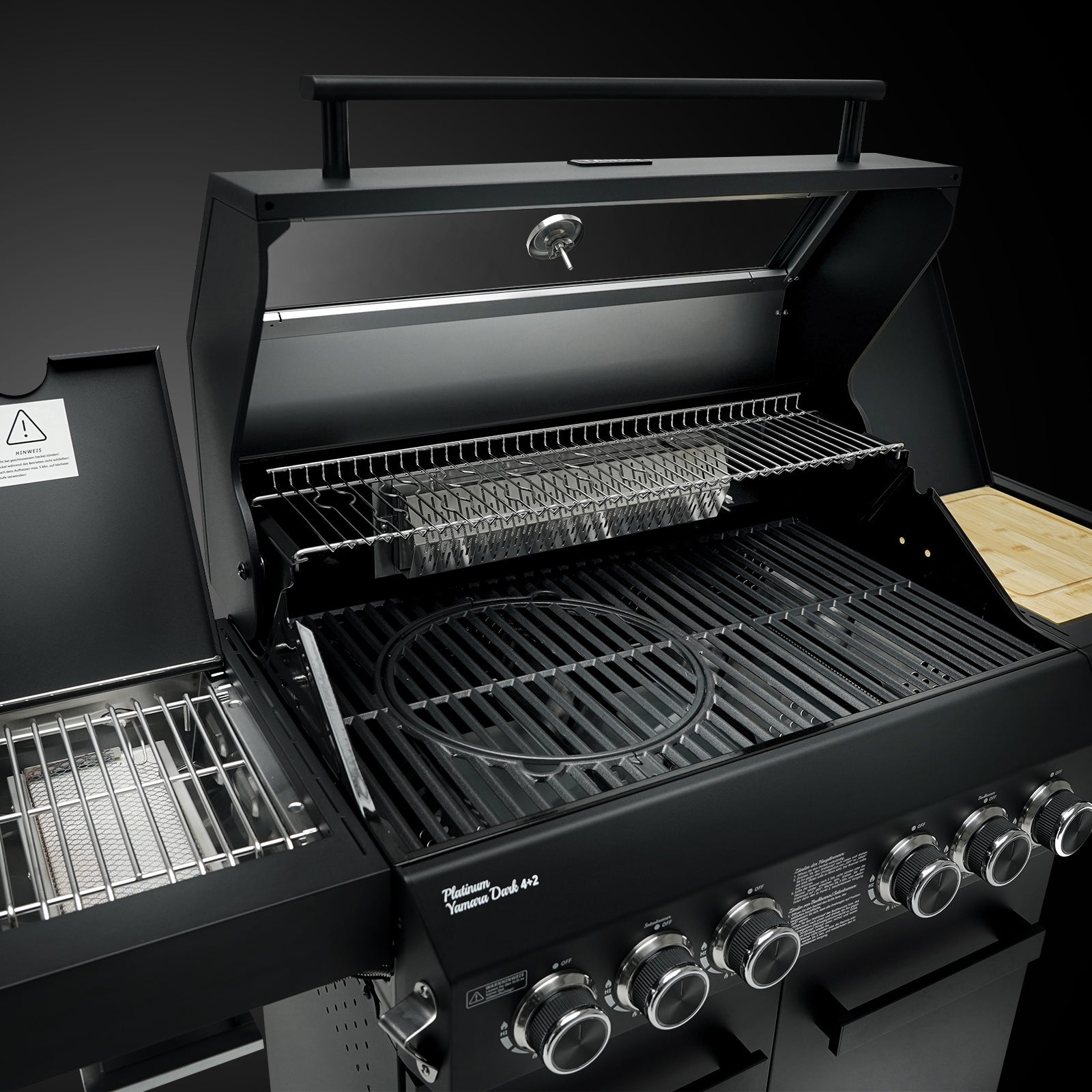 TAINO PLATINUM YAMARA DARK 4+2 Gas Grill 4-Brenner - Detail Garraum Gusseisenrost